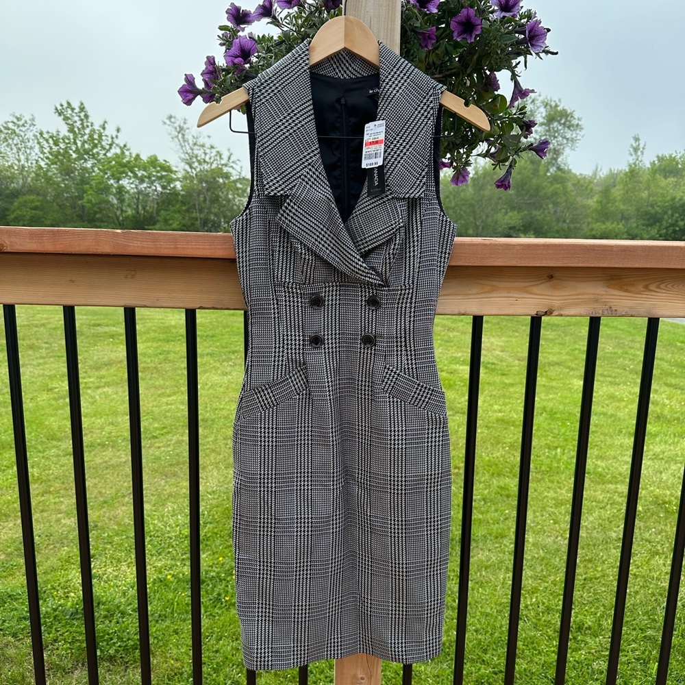 Le Chateau Midi Dress XS